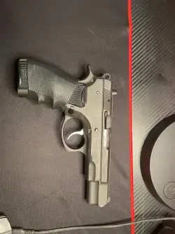 CZ1.jpg