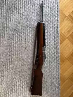 Do sprzedania karabin Ruger mini kal.223. W zestawie pas i dwa magazynki 10 i 30. Stan bardzo dobry.