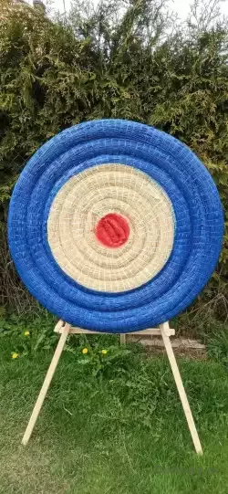 Tarcza łucznicza cel łuczniczy słomiany 100x10 cm 
Malowana obustronnie 