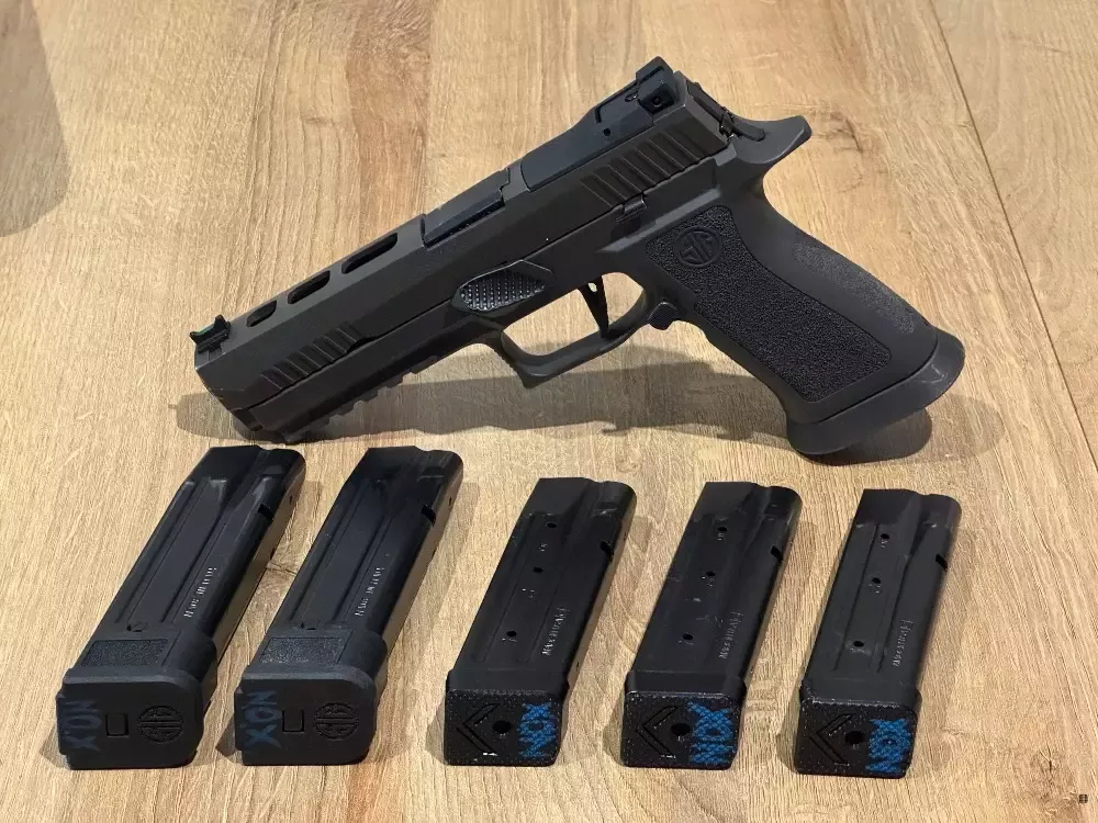 Sprzedam pistolet Sig Sauer P320 X-five Legion. Bardzo bogaty zestaw + modyfikacje.