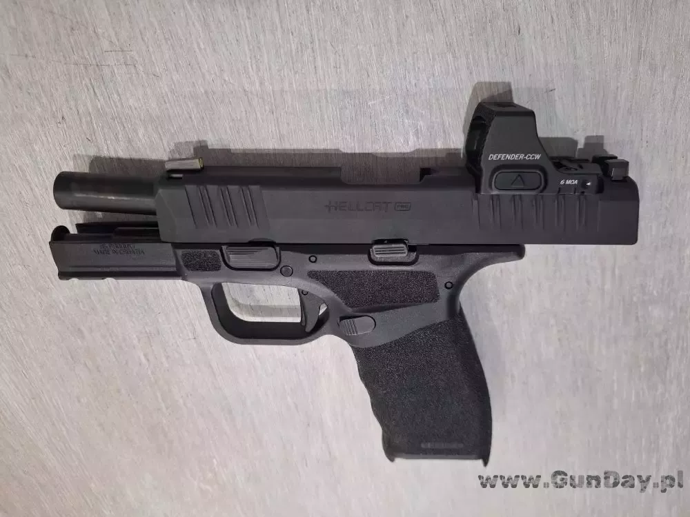 Sprzedam pistolet Springfield HS 11Pro. Przelot około 350. W zestawie: kolimator Defender CCV, magazynek 15 nab., kabura apendix.