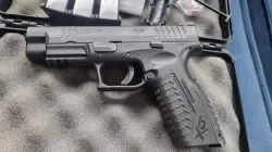 Sprzedam pistolet Beretta APX A1. Stan salonowy. 1 raz na strzelnicy. 