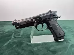 Pistolet Beretta mod. 96 STOCK kal. 40S&W
