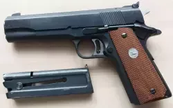 PISTOLET COLT NATIONAL MATCH MKIII kal.38SPL
