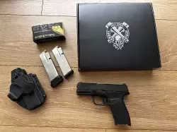 Nowy Springfield Hellcat Pro zestaw
