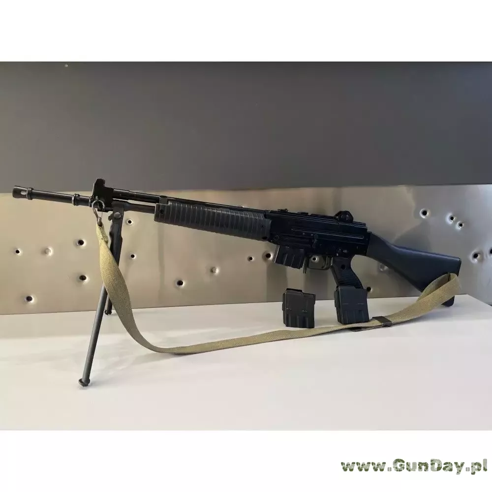 karabinek-samopowtarzalny-beretta-ar70-sport-kal-222-rem-1.jpg