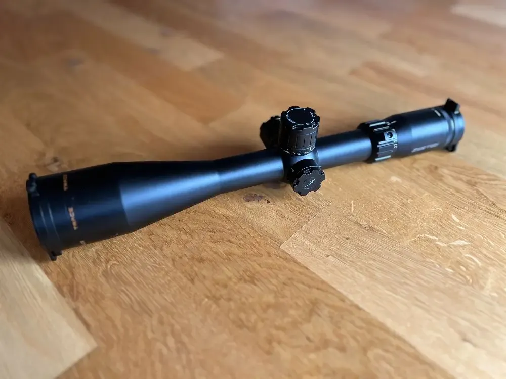 Luneta Zero Tech TRACE 4,5-27x50 RMG FFP MRAD