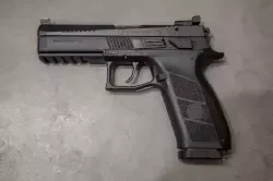 CZ P-09 kal. 9x19 "bojowa" i tarczowa konfiguracja