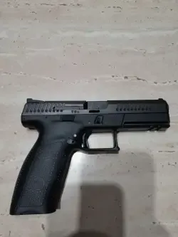 CZ P-10F jak nowa, z akcesoriami