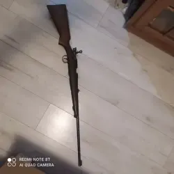 Karabinek sportowy czterotaktowy
BRNO 1 kal. 22LR
