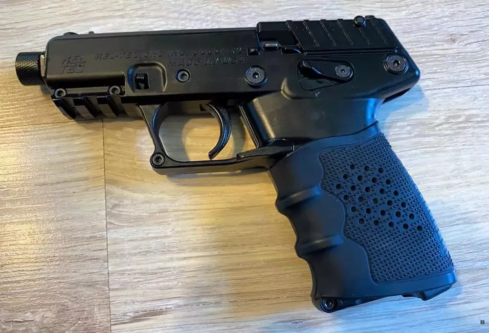 Kel-Tec P17 22lr zestaw BDB Stan