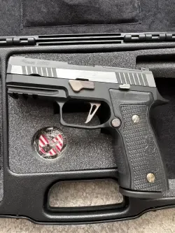 Pistolet SIG SAUER p320 AXG EQUINOX