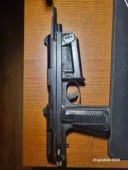 PISTOLET SAMOPOWTARZALNY PMS-63 RAK (KAL. 9X18)
