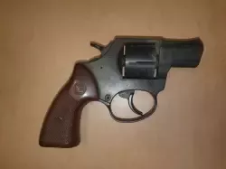 3 Rewolwer gazowy RG59 LePetit kaliber 9 mm
