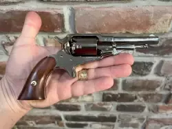 Rewolwer 1863 Remington Pocket Brass Nickel .31