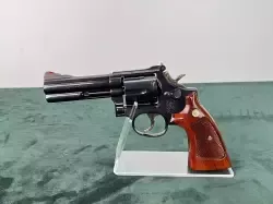 Rewolwer S&W 586 .357 magnum

