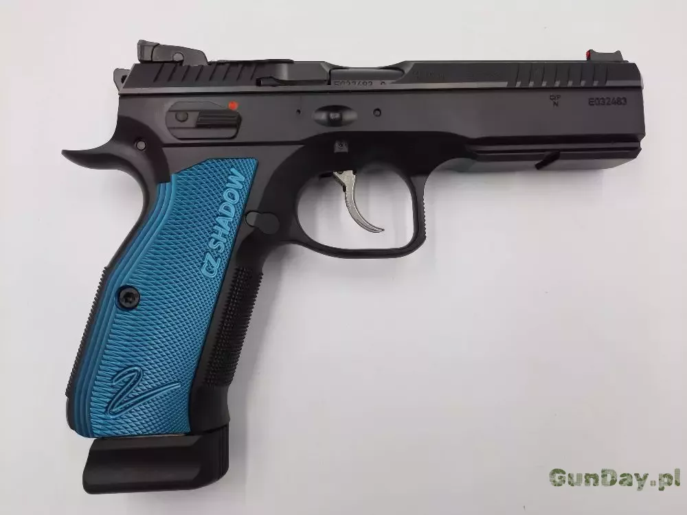pistolet-cz-shadow-2-blue-9-mm-7-scaled.jpg