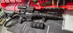 AR 15 Daniel Defense v7s 11,5