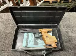 Pistolet IŻ 35M, kal. .22LR
