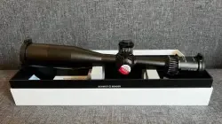 Schmidt ⊙ Bender 
6-36x56 PM II High Performance 
Siatka celownicza: Tremor5.