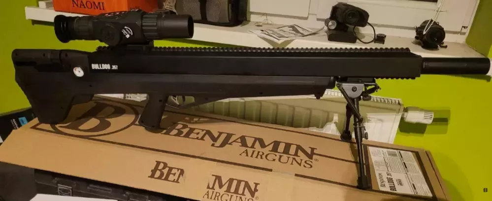 Wiatrówka Karabin Benjamin Bulldog .357 (9mm) FAC PCP z bogatą gamą akcesoriów.