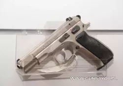 Pistolet CZ 75B NICKEL kal.9x19. Stan broni: używana - stan bardzo dobry, 1997r.