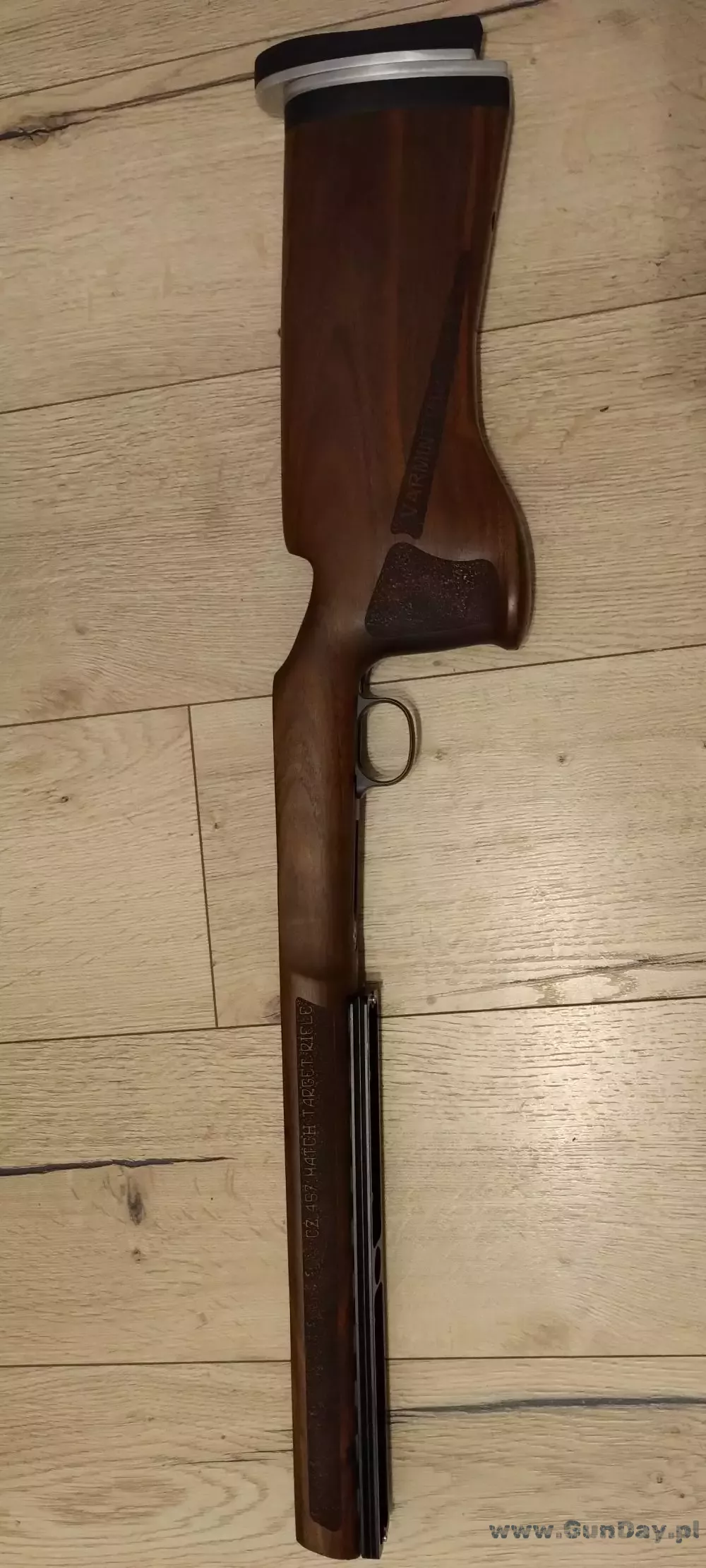 Sprzedam używaną kolbę CZ do modelu CZ457 MTR