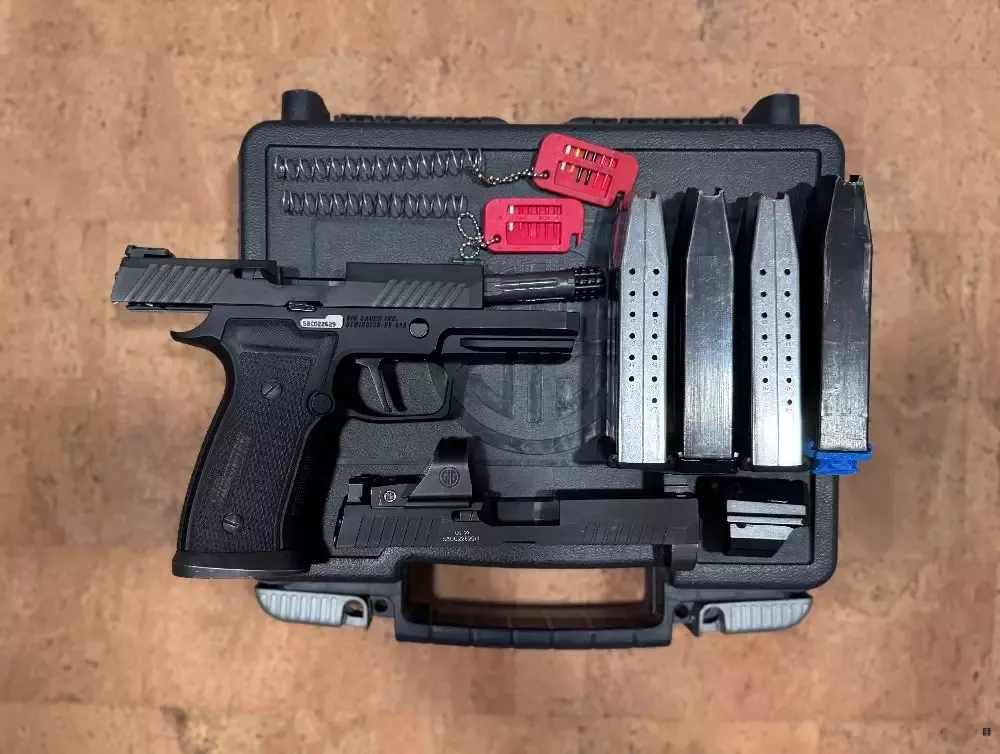 Pistolet Sig Sauer P320 Carry, modyfikowany, 2 zamki