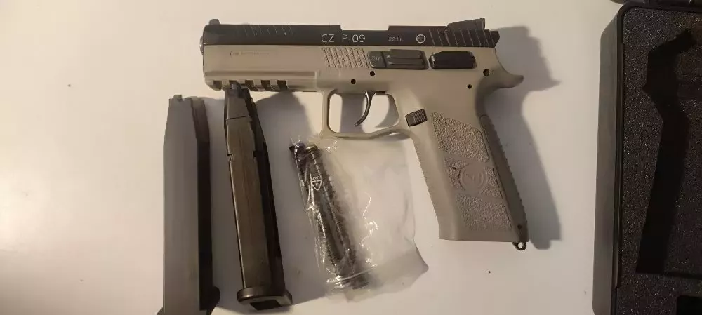 cz1.jpg
