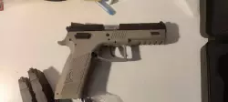 Sprzedam pistolet CZ P-09 FD .22LR – używana, w świetnym stanie!