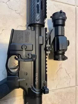 AR-15 Daniel Defense DDM4V1LW