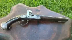 Pistolet dwulufowy XVIII wiek
