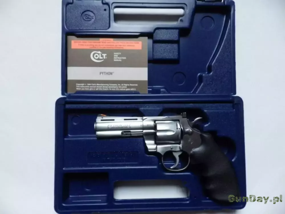 Rewolwer COLT PYTHON 0.357 Mag.