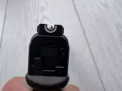 Sprzedam pistolet HS 11 HELCAT. Dwie kabury naleśnik i wewnętrzna pod latarkę