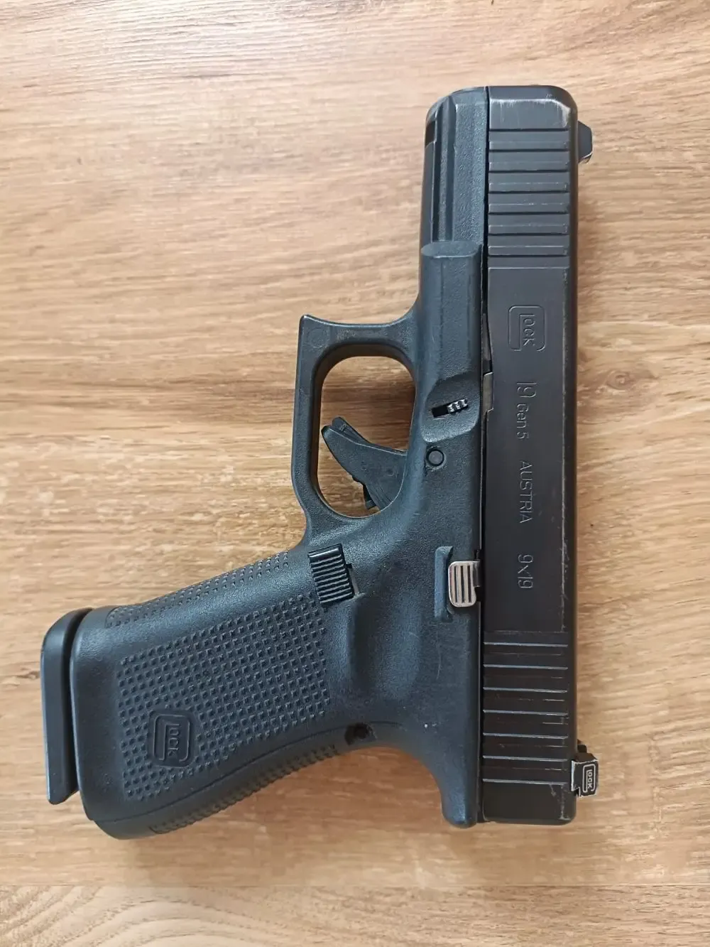 glock4.jpg
