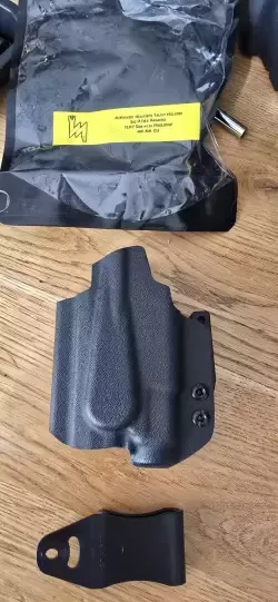Kabura kydex IWB McKinatec Talon do Sig 365 Xmacro z tlr7sub i thumbrestem