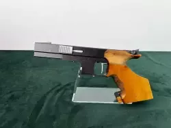 Pistolet tarczowy Pardini mod. SPE  kal. 22LR