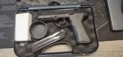 Beretta PX4 Storm 9x19
