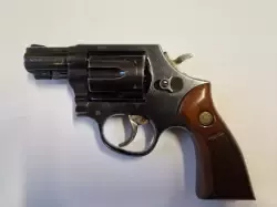7 Rewolwer Taurus 38.specjal 6 strzalowy