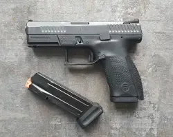 Pistolet CZ P10C , bardzo dobry stan