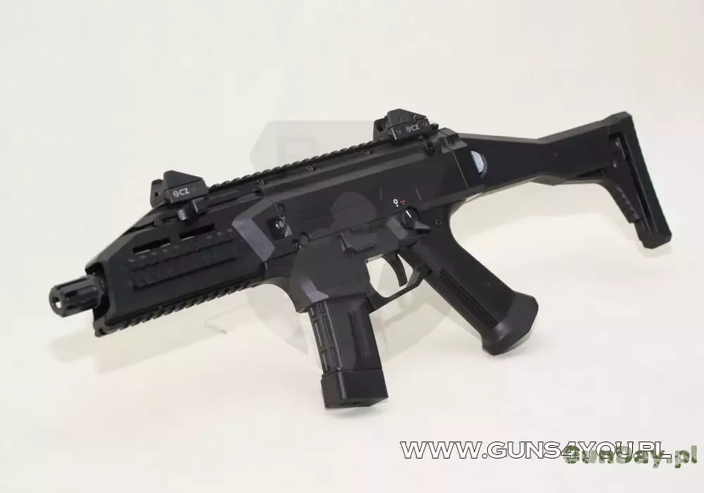karabin-pcc-9mm-3.jpg