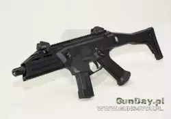 karabin-pcc-9mm-3.jpg