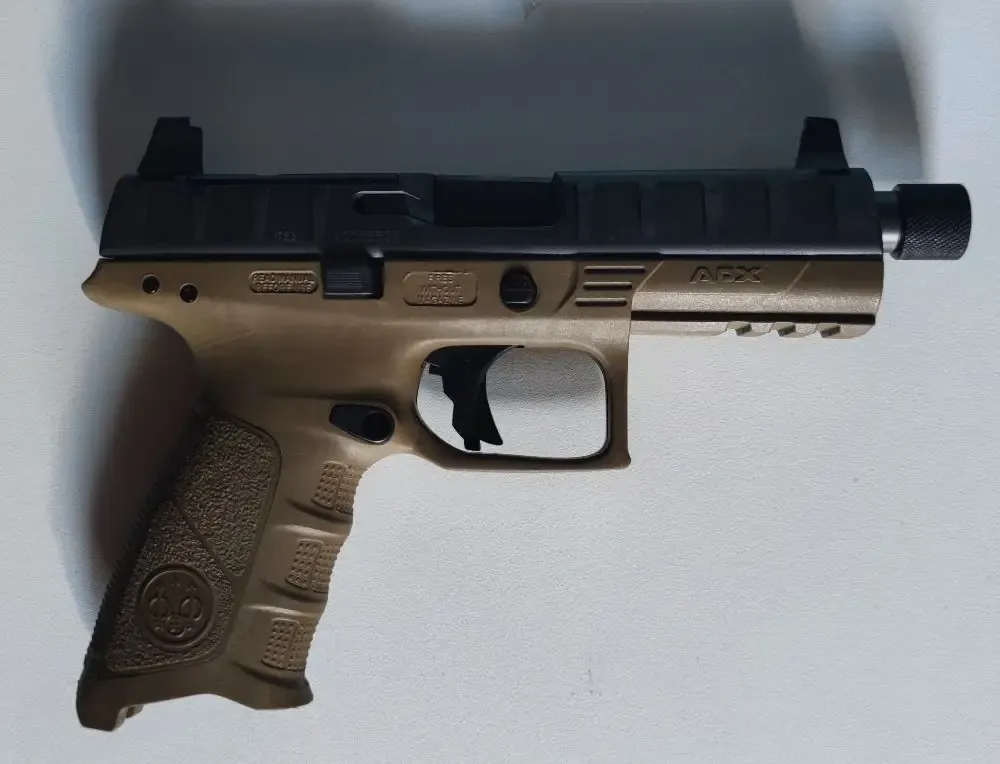 Beretta APX A0 Combat (Wysokie Przyrządy) FDE/BLK
