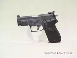 Pistolet SIG SAUER P225 kal.9x19. Stan broni: używana - stan dobry (przetarta oksyda).