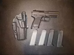 Heckler&Koch USP 9mm + magazynki + kabura Safariland