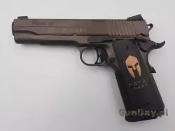 Sig-Sauer-1911-kal-45-auto-2-scaled.jpg