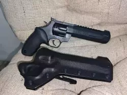 Sprzedam rewolwer Taurus Raging Hunter 38 spec./ 357 Magnum lufa 6.7'