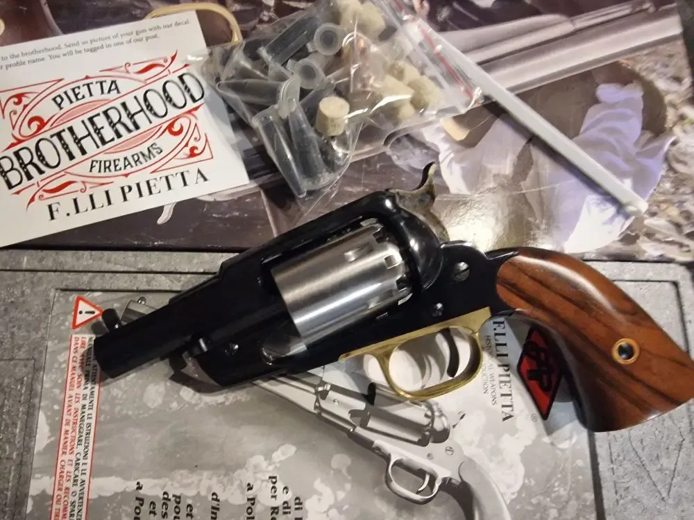 Rewolwer Czarnoprochowy Remington New Model Army 185.  3 cale,bęben Knox