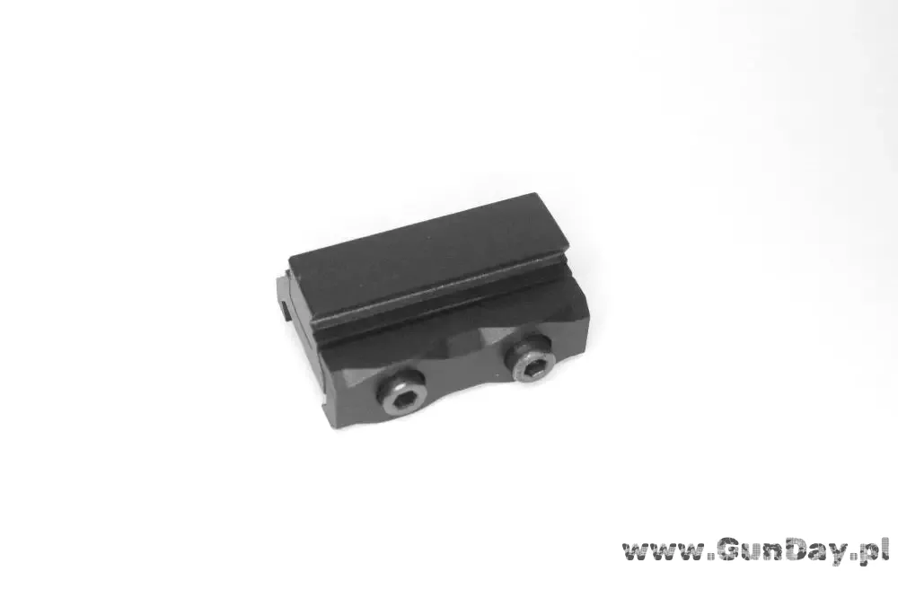 Adapter z szyną 11 mm na szynę RIS/Picatinny/Weawer