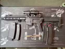 Karabin AR-15 IWI ZION Z-15 10,5  + konwersja CMMG Bravo + akcesoria